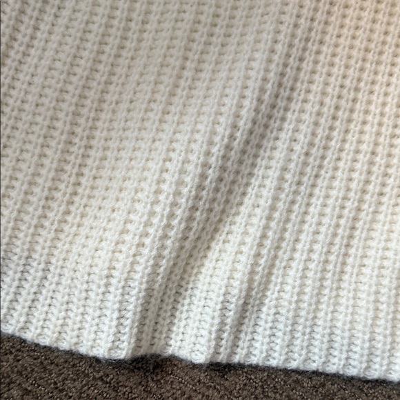 NWT Express Cream Cowl Neck Sweater - Picture 8 of 9